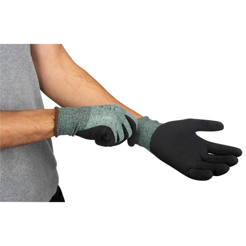 Gants &eacute;cologiques enduits &agrave; prise cr&ecirc;p&eacute;e, 7, R&ecirc;vetement Mousse de latex, Calibre 15, Enveloppe en Nylon/rPET Les Fournitures Industrielles Méga