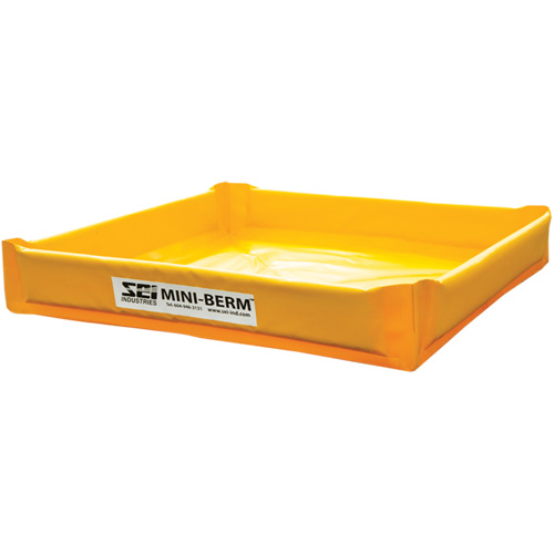Berme de confinement compacte Mini-Berm en PVC jaune, Capacit&eacute; 60 gal. US, 4' la x 4' lo x 6" h Les Fournitures Industrielles Méga