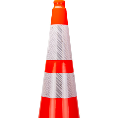 Premium Traffic Cone, 36", Orange, 4" & 6" Reflective Collar(s) Les Fournitures Industrielles Méga