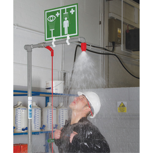 Combination Shower with Closed ABS Bowl & Top Inlet, Pedestal Les Fournitures Industrielles Méga