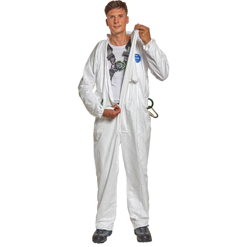 Harness-Compatible Disposable Coverall, Small, White, Tyvek&reg; 500 Les Fournitures Industrielles Méga