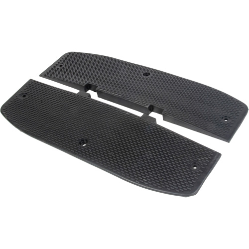 Speed Hump End Caps, Rubber, 2' L x 16" W x 1-1/4" H Les Fournitures Industrielles Méga