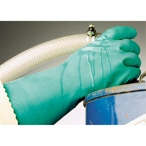 Gants &agrave; prise emboss&eacute;e &agrave; motif en Z StanSolv, Taille Moyen/8, 14" lo, Nitrile, Doublure en Interlock, 11 mils Les Fournitures Industrielles Méga