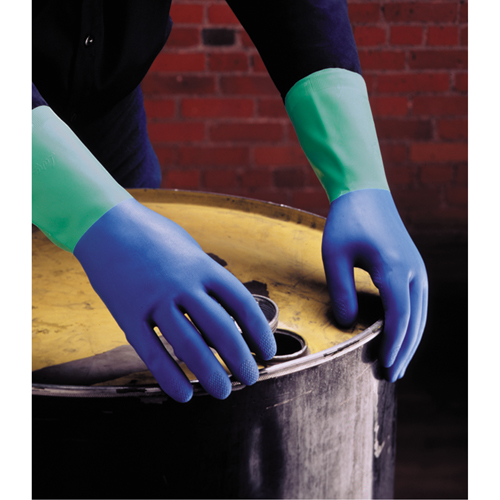 Gants Protector, Taille 6/Petit/6,5, 13" lo, Nitrile/Latex de caoutchouc, Doublure en Ouat&eacute;e, 28 mils Les Fournitures Industrielles Méga