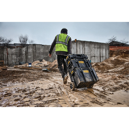 ToughSystem&reg; 2.0 Toolbox, 21-3/4" x 14-3/4" x 7", Black Les Fournitures Industrielles Méga