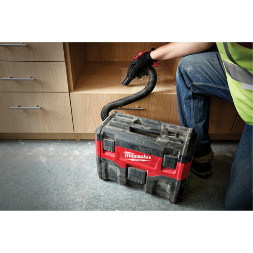 Aspirateur humide/sec M18 (outil seulement), 18 V, Capacit&eacute; 2 gal. Les Fournitures Industrielles Méga