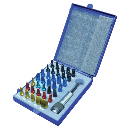 Jeu d'embouts &agrave; ins&eacute;rer de couleur avec boîtier en m&eacute;tal Les Fournitures Industrielles Méga