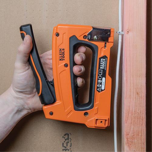 Loose Cable Stapler, 5/16"/1/4"/11/32" Staples Les Fournitures Industrielles Méga
