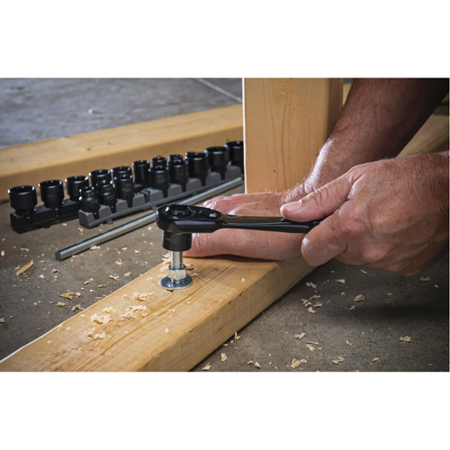 Ensemble d'outils pour m&eacute;canicien, 25 Mcx, Prise de 3/8" Les Fournitures Industrielles Méga