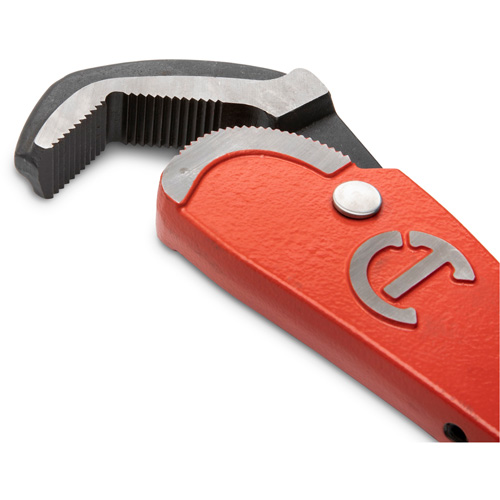 Cl&eacute; pour tuyau en acier auto-ajustable, Cap des m&acirc;choires 2-1/2", Longueur 16", Fini Rev&ecirc;tement en poudre, Prise Non-ergonomique Les Fournitures Industrielles Méga