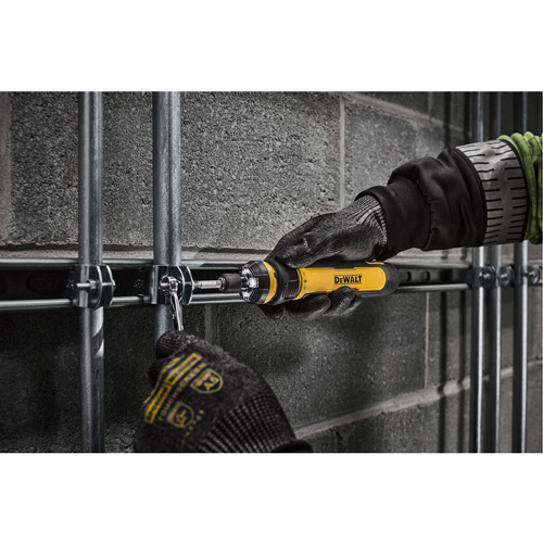 14-Piece Cordless Screwdriver Set with FLEXDRIVE Control, 4 V, 44 in-lbs/5 Nm Max. Torque Les Fournitures Industrielles Méga