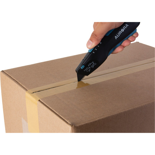 Couteau de s&eacute;curit&eacute; r&eacute;tractable READYEDGE, Acier inoxydable, Robuste, Prise en Plastique/Aluminium Les Fournitures Industrielles Méga