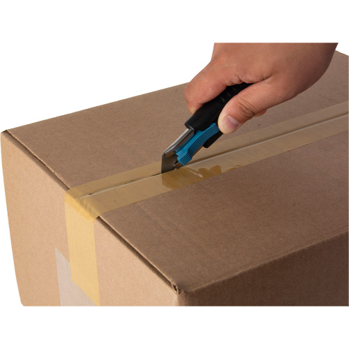 Standard-Duty Retractable Safety Knife, Stainless Steel, Rubber Handle Les Fournitures Industrielles Méga