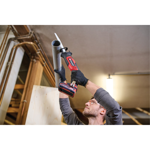 Scie alternative compacte &agrave; une main sans fil (outil seulement), 18 V, Lithium-ion Bloc-pile, 0-3000 coups/min Les Fournitures Industrielles Méga