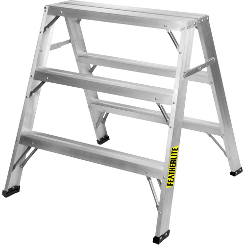 Industrial-Duty Sawhorse, 3' H x 33.3125" W x 31.50" D, 300 lbs. Capacity, Aluminum Les Fournitures Industrielles Méga