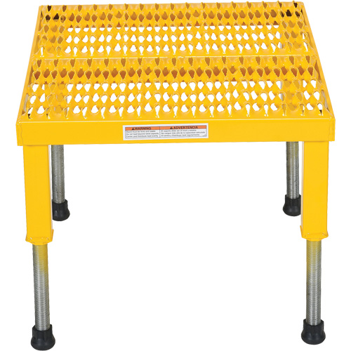 Plate-forme ajustable Step-Mate, 1 marche(s), 23-1/2" la x 19-9/16" lo x 16-1/2" h, Capacit&eacute; 500 lb Les Fournitures Industrielles Méga