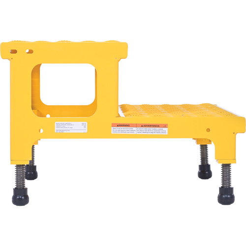 Plate-forme ajustable Step-Mate, 2 marche(s), 23-13/16" la x 22-7/8" lo x 15-1/4" h, Capacit&eacute; 500 lb Les Fournitures Industrielles Méga