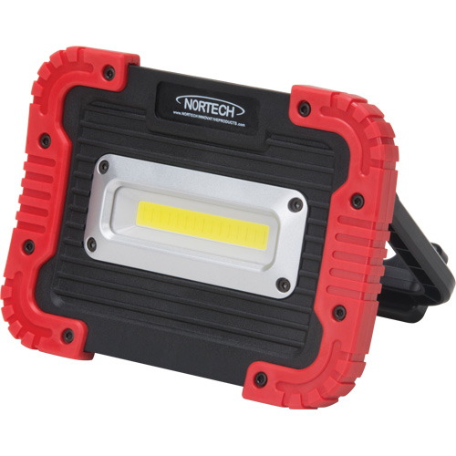 Lampe de travail portative, DEL, 10 W, 1000 lumens, Boîtier en Plastique Les Fournitures Industrielles Méga