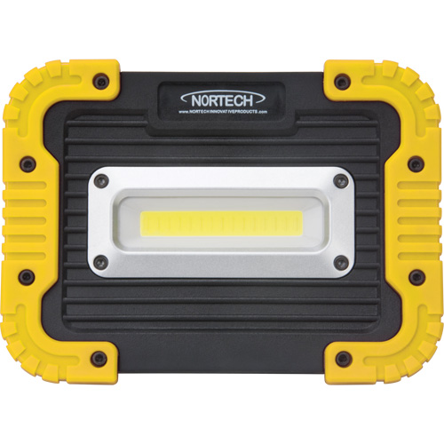 Portable Work Light, LED, 10 W, 1000 Lumens, Plastic Housing Les Fournitures Industrielles Méga