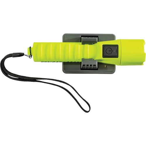 Lampe de poche 3335R, DEL, 246 lumens, Piles Rechargeable Les Fournitures Industrielles Méga