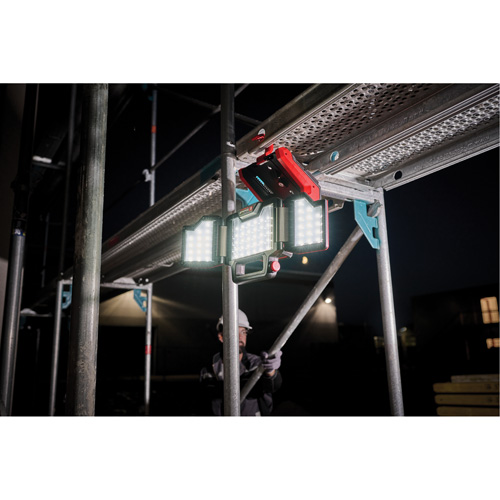 Lampe de travail &agrave; DEL professionnelle &agrave; panneaux pliants lumens sans fil 18V, DEL, 3600 lumens Les Fournitures Industrielles Méga