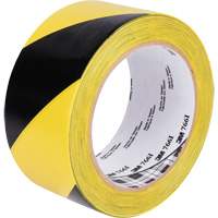 Ruban de signalisation de danger 766, 50,8 mm (2") x 33 m (108'), Noir/Jaune Les Fournitures Industrielles Méga