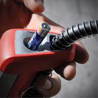 Gonfleur compact num&eacute;rique de pneus s&eacute;rie Pro Les Fournitures Industrielles Méga