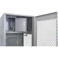 Casier pour &eacute;quipement avec porte, Acier, 24" la x 24" p x 72" h, Gris Les Fournitures Industrielles Méga
