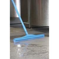 Double Blade Ultra Hygiene Squeegee, 20", Green Les Fournitures Industrielles Méga