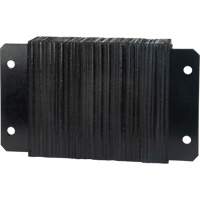 Laminated Dock Bumpers, Horizontal, Rubber, 18" W x 4" D x 12" H Les Fournitures Industrielles Méga