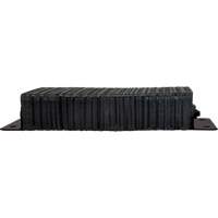 Laminated Dock Bumpers, Horizontal, Rubber, 24" W x 4" D x 12" H Les Fournitures Industrielles Méga