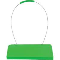 Cale de roue pour avion Checkers Safety SafeRay avec poign&eacute;e &agrave; c&acirc;ble ergonomique, Ur&eacute;thane, Vert fluorescent, 24" la x 8" p x 6" h Les Fournitures Industrielles Méga