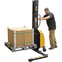 Narrow Mast Powered Lift Stacker, Electric Operated, 1000 lbs. Capacity, 63" Max Lift Les Fournitures Industrielles Méga
