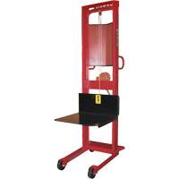 Winch Stacker, Hand Winch Operated, 1000 lbs. Capacity, 70" Max Lift Les Fournitures Industrielles Méga