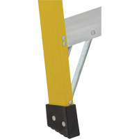 Industrial Heavy-Duty Stepladders (6900 Series), 4', Fibreglass, 300 lbs. Capacity, Type 1A Les Fournitures Industrielles Méga