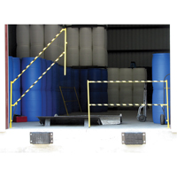 Safety Lift Gate, Single, 6' L x 42-5/8" H Expanded Les Fournitures Industrielles Méga