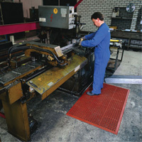 Tapis de s&eacute;rie Competitor, &agrave; fentes, 3' x 5' x 7/8", Orange, Caoutchouc naturel Les Fournitures Industrielles Méga