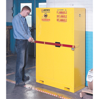 Armoire de rangement haute s&eacute;curit&eacute; avec barre en acier pour produits inflammables, 45 gal., 2 tablettes Les Fournitures Industrielles Méga
