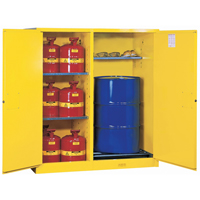 Armoires Sure-Grip EX s&eacute;curitaires &agrave; double fonction, Capacit&eacute; de 115 gal. US, 13 barils, Jaune Les Fournitures Industrielles Méga
