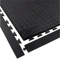 Rejuvenator Connect No. 502, Polyurethane, 3-1/4' W x 3-1/4' L, 5/8" Thick, Yellow Les Fournitures Industrielles Méga