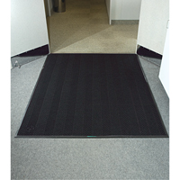 Waterhog&reg; Eco Elite Matting, Wiper/Scraper, 6' x 6' x 3/8", Black Smoke Les Fournitures Industrielles Méga