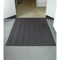 Waterhog&reg; Eco Elite Matting, Wiper/Scraper, 3' x 5' x 3/8", Grey Ash Les Fournitures Industrielles Méga