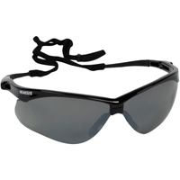 Lunettes de s&eacute;curit&eacute; Nemesis de Kleenguard, Lentille Miroir/Grise/fum&eacute;e, Anti-&eacute;gratignures, ANSI Z87+/R&eacute;pond ou surpasse la norme CSA Z94.3 Les Fournitures Industrielles Méga