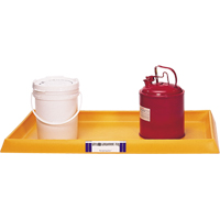 Ultra-Containment Tray&reg;, 54" L x 29.8" W x 3.5" H, 16.5 US gal. Spill Capacity Les Fournitures Industrielles Méga