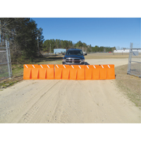 Traffic Barriers, Water-Filled, 62.25" L x 24" H, Orange Les Fournitures Industrielles Méga