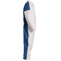 Coveralls, Medium, White, Tyvek&reg; 400 D Les Fournitures Industrielles Méga