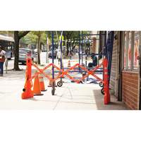 Barricade Multi-Gate, 43" h x 90" lo, Orange Les Fournitures Industrielles Méga