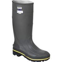 Pro&reg; Safety Boots, PVC, Steel Toe, Size 5 Les Fournitures Industrielles Méga