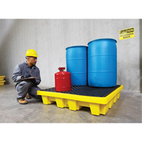 Ultra-Spill Pallet emboitable, 4 barils, Capacit&eacute; de d&eacute;versement 66 gal. US, 51" x 51" x 10" Les Fournitures Industrielles Méga