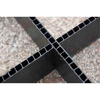 Ultra-Spill Pallet flexible, 4 barils, Capacit&eacute; de d&eacute;versement 66 gal. US, 48" x 48" x 7" Les Fournitures Industrielles Méga